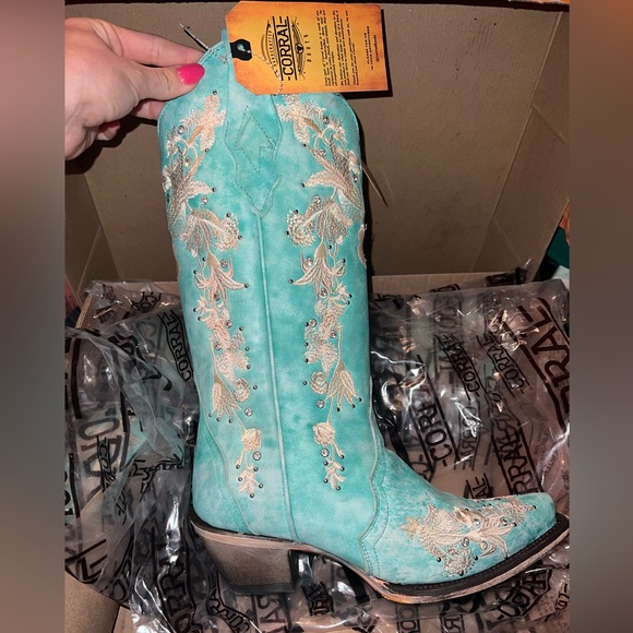 Corral Shoes - Turquoise Corral Western boots